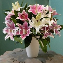 Mazzo di lilium assortiti